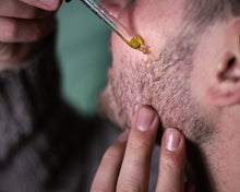 Load image into Gallery viewer, Scots Pine & Cedarwood Beard Oil (30ml)